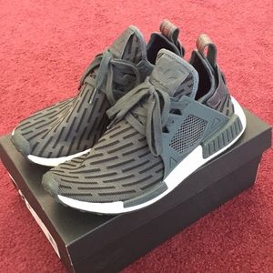 Women’s Adidas NMD_XR1 Ivy CW